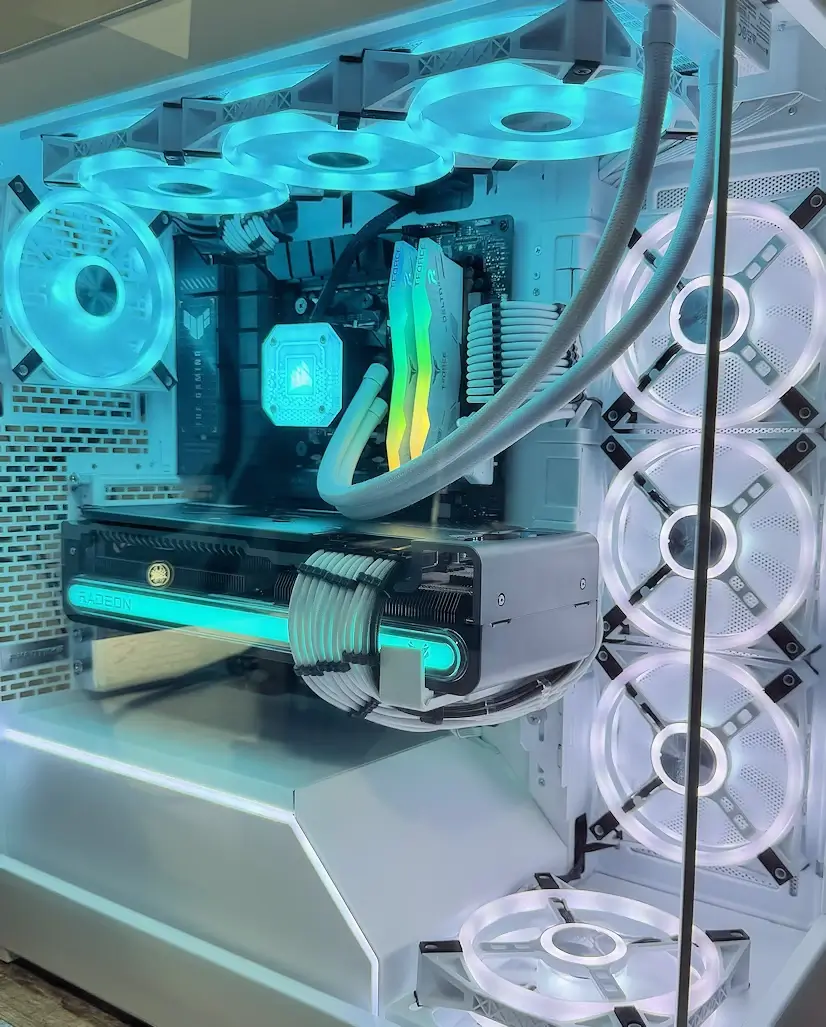 Montaje Gaming PC Phanteks Almagro